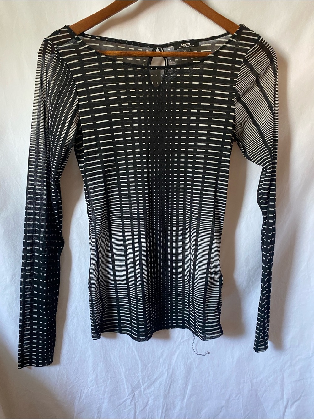 Mexx Black & White Graphic Striped Long-Sleeve Scoop Neck Top